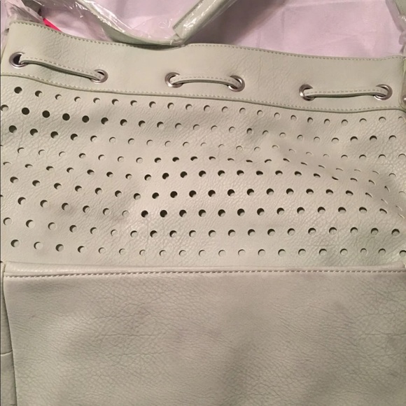 JustFab Handbag - Picture 4 of 6